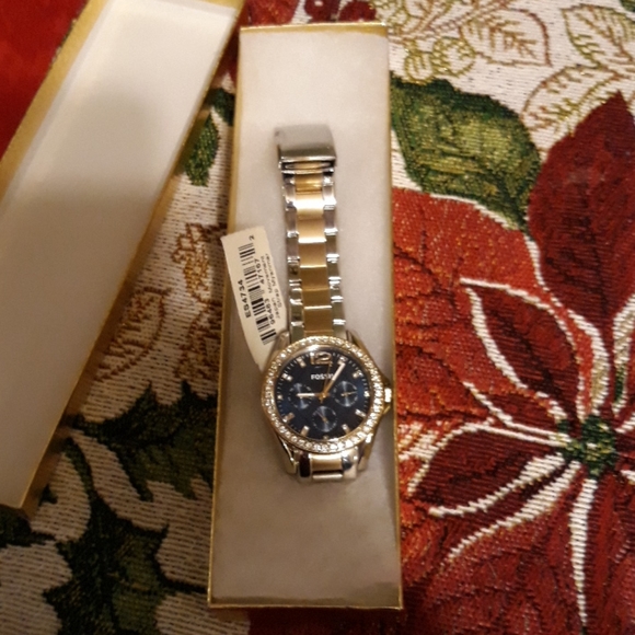 Fossil Riley Two-Tone Stainless Steel Bracelet main image 4